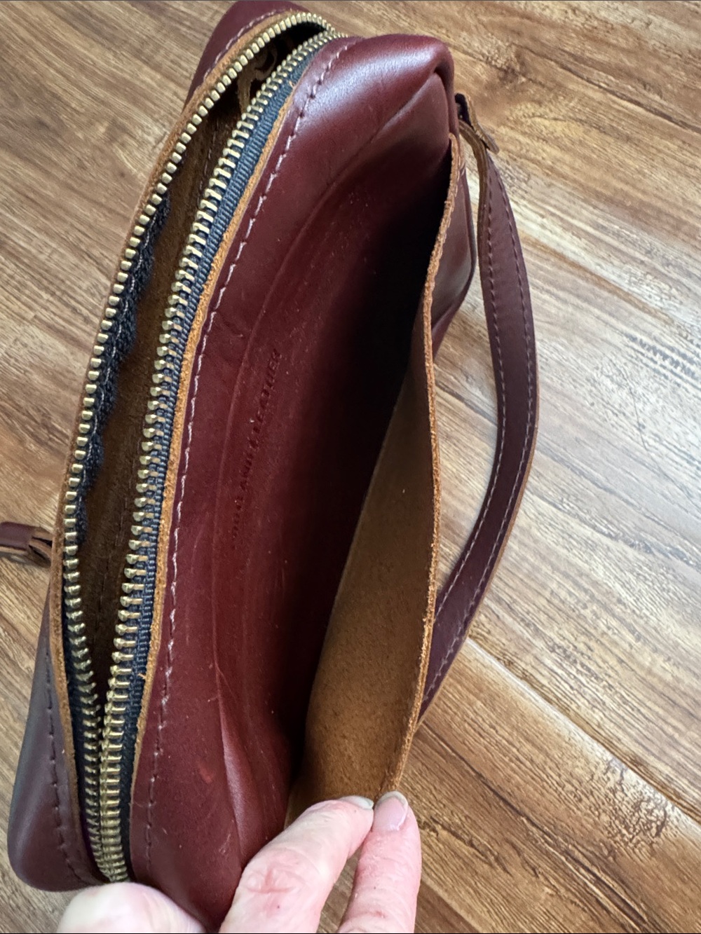 Camera Bag from Portland Leather Goods - Picture 4 of 11